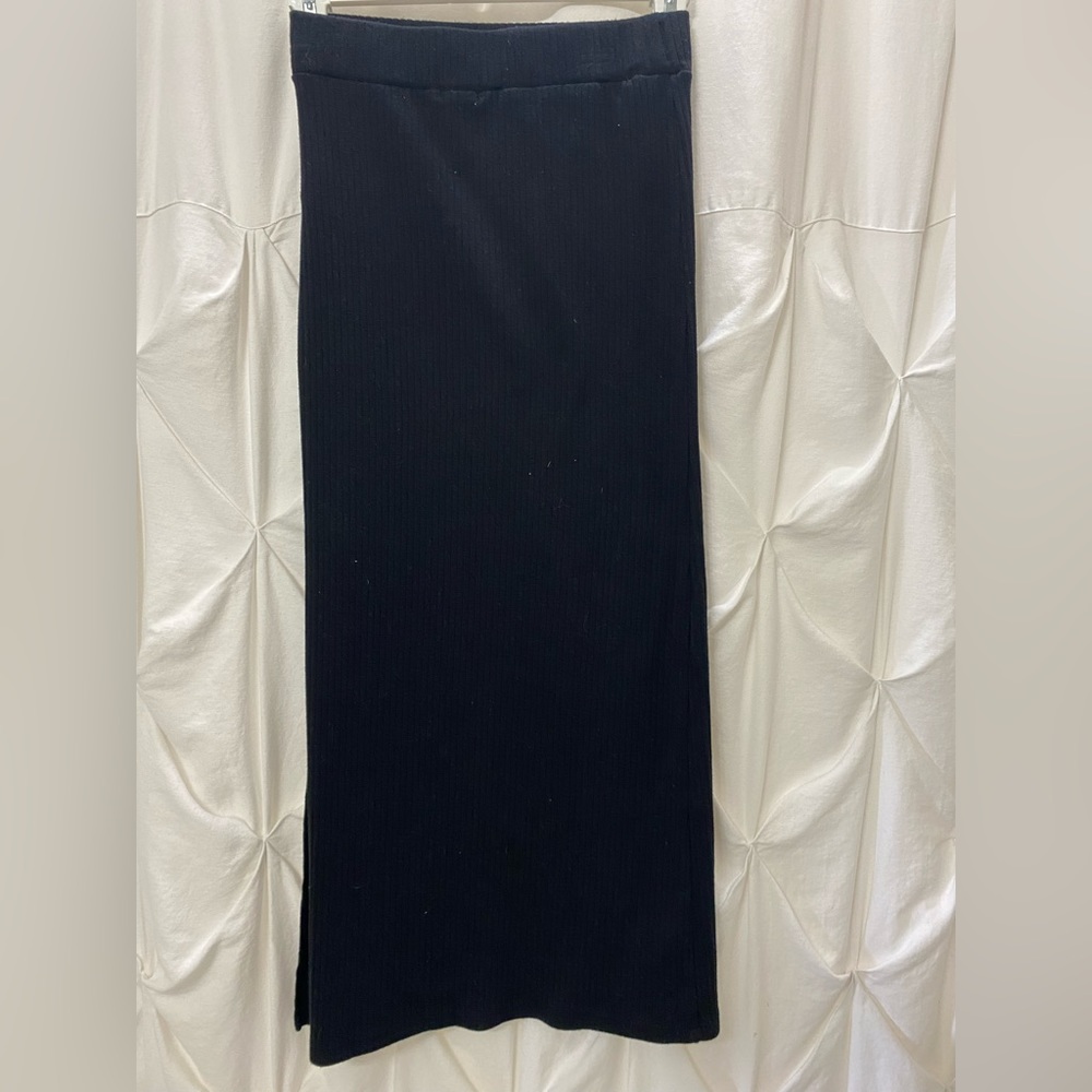 Black MIDI Skirt